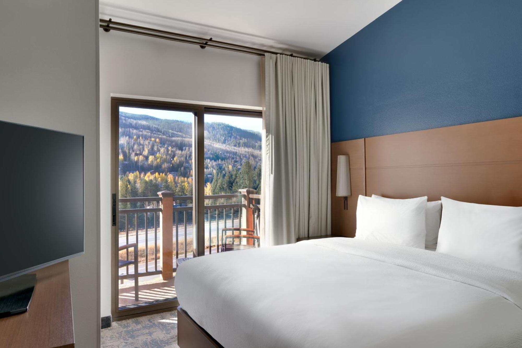 By Marriott Hotel 3*