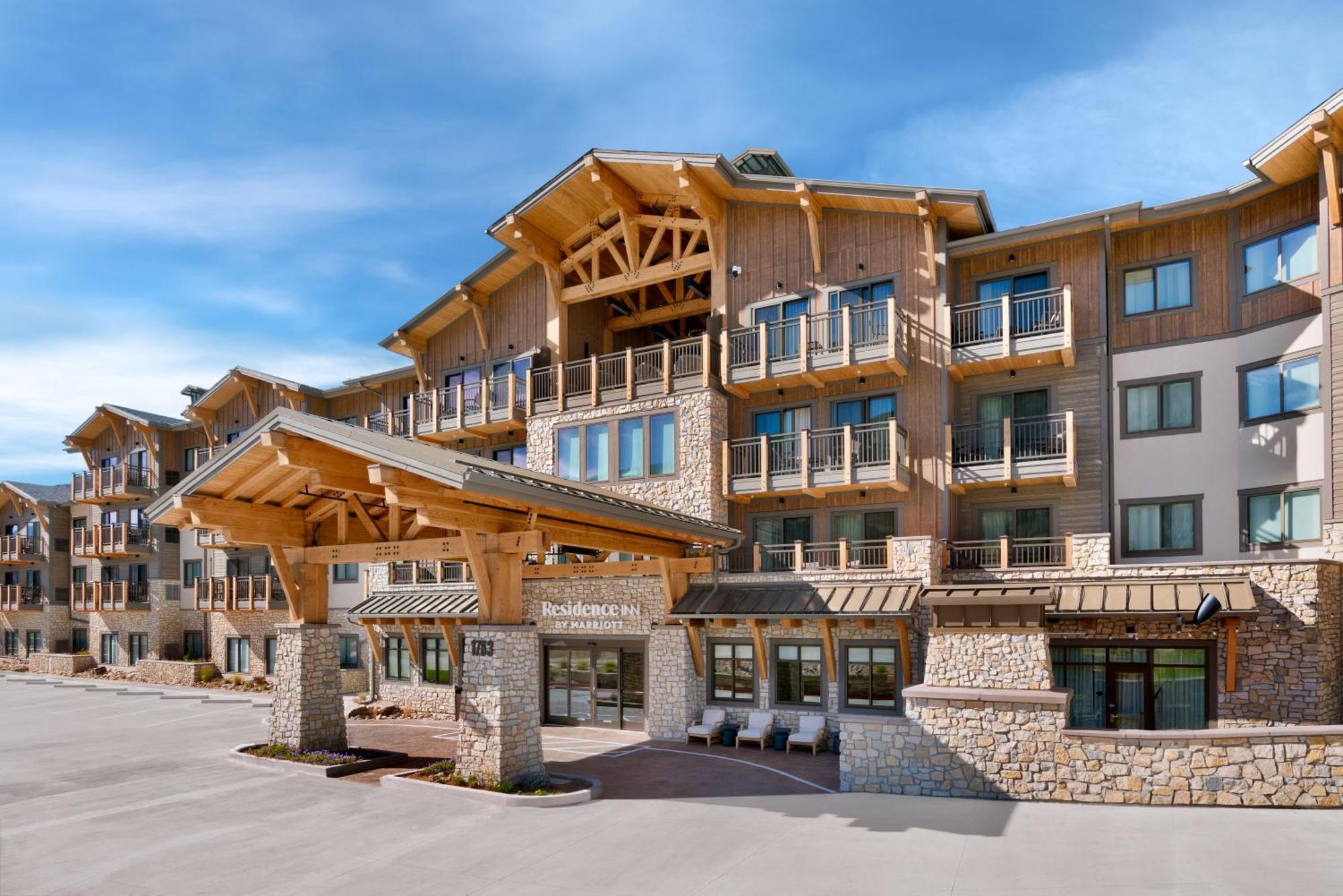 Hotel By Marriott Vail