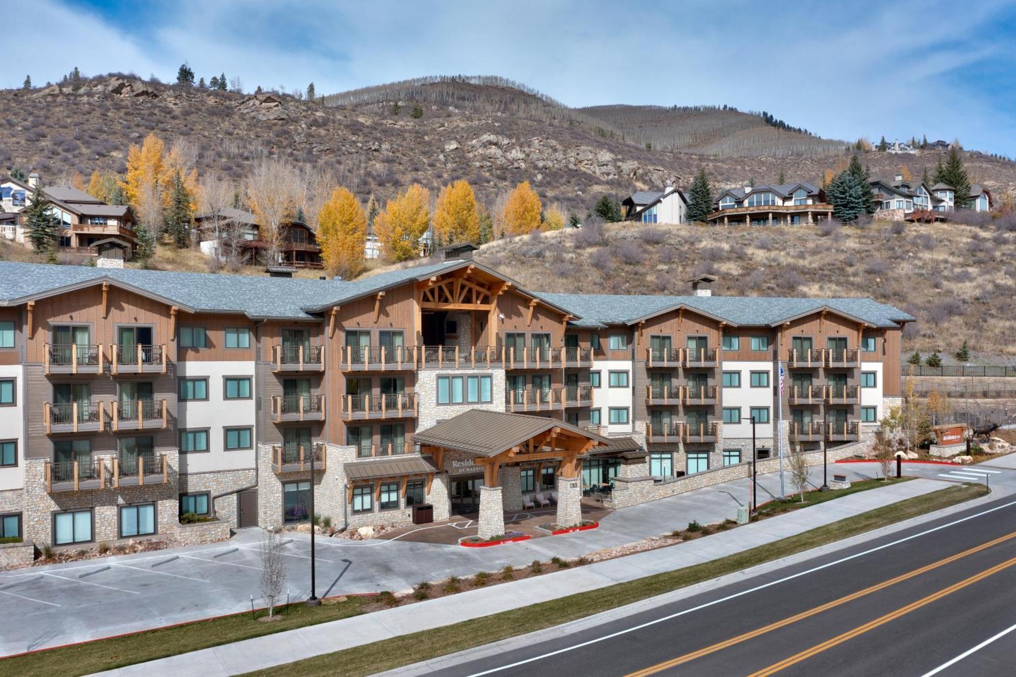 By Marriott 3* Vail